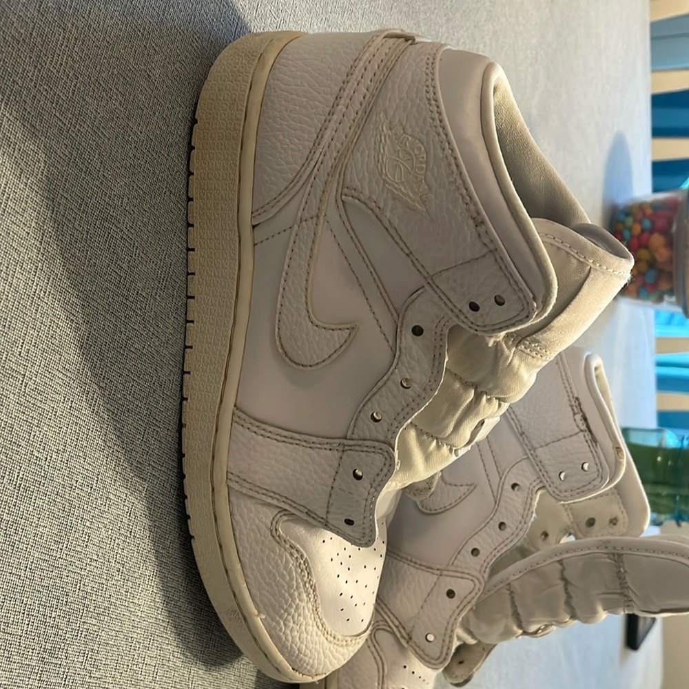 Used all white Nike Air Jordan’s